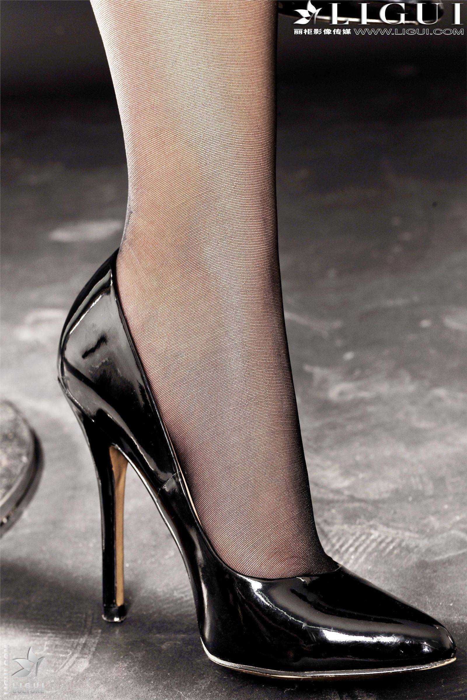 [Ligui丽柜]130207 Model 安娜  性感丝袜美女图片